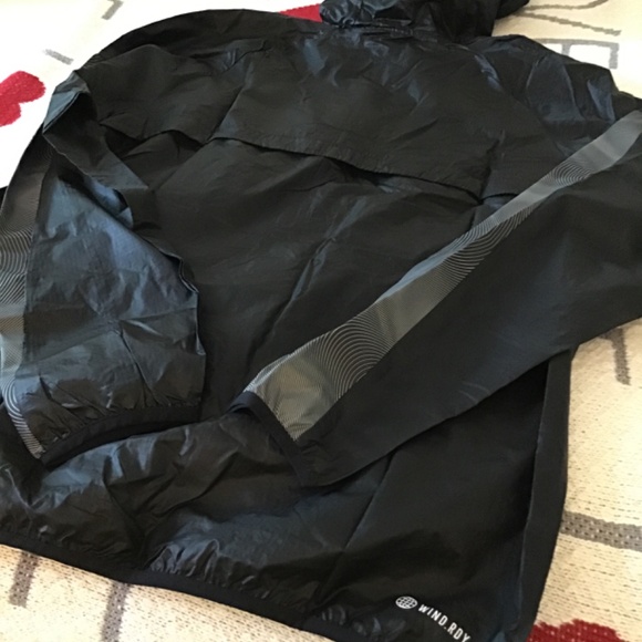 Adidas windbreaker - Picture 5 of 6